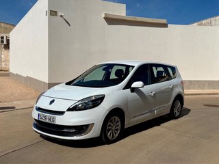 Renault Grand Scenic 2012