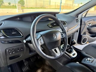 Renault Grand Scenic 2012