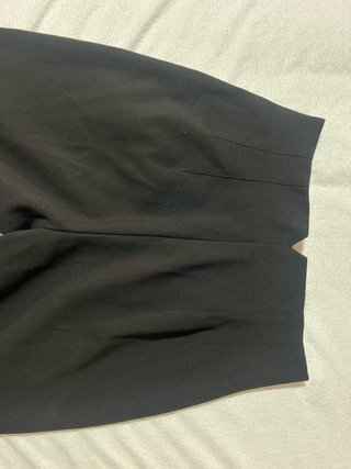 Pantalón tipo traje negro