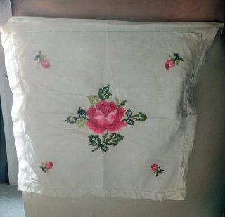 Federa lino rose ricamo a mano vintage