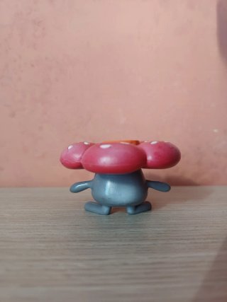 Action Figure Pokémon: Vileplume, CGTSJ