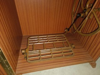 Máquina de coser Sigma con mueble