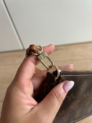 Louis Vuitton Pochette Vintage Marrón