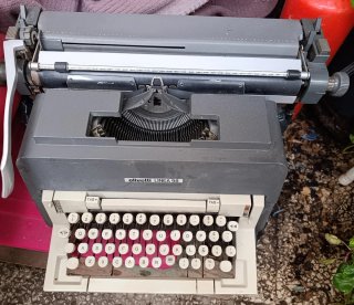 Olivetti Línea 98 Máquina de Escribir Antigua