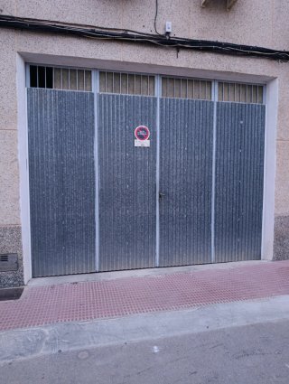Puerta de cochera 4m