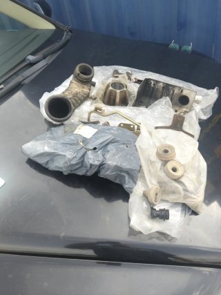 Despiece de piezas varias Suzuki