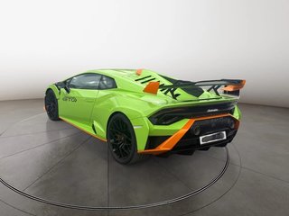 LAMBORGHINI HUARACAN STO 5.2 EVO 640CV RWD