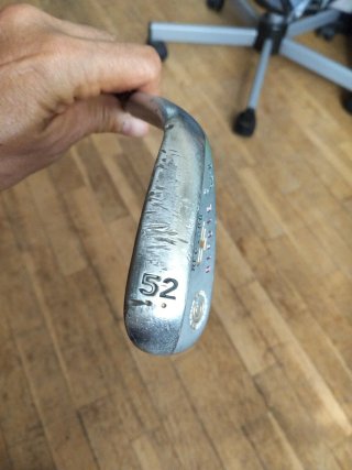Gap wedge Cleveland 52° Tour Zip Groove