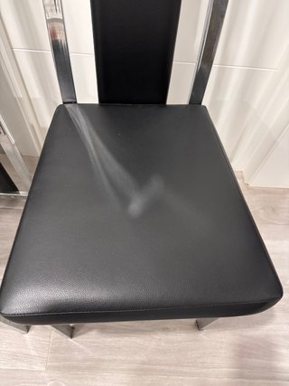 URGE!Juego de 4 sillas polipiel negras y cromo