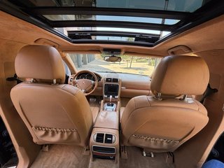 Porsche Cayenne 2011