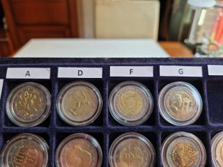 Monedas conmemorativas 2004