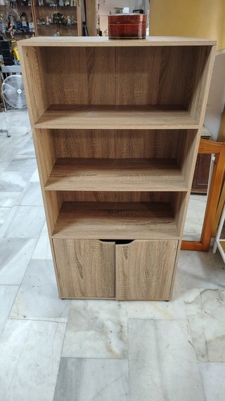 Mueble auxiliar de madera