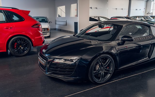 Audi R8 4.2 FSI V8 quattro 309 kW (420 CV) R troni