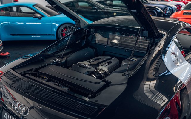 Audi R8 4.2 FSI V8 quattro 309 kW (420 CV) R troni