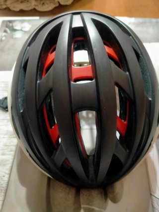 Casco da ciclismo giro Helios