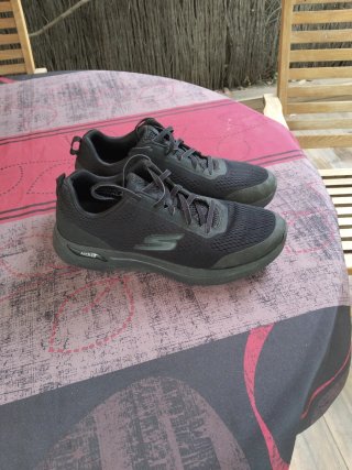 Zapatillas Skechers ArchFit Negras