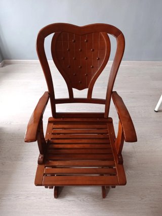 Mecedora Antigua de Madera