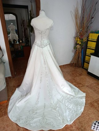 Rebajadooooo Traje Novia/Festera Blanco
