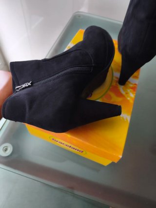 Botines Xti Mujer Talla 38 Negros