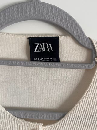 Chaqueta Zara botones beige cropped
