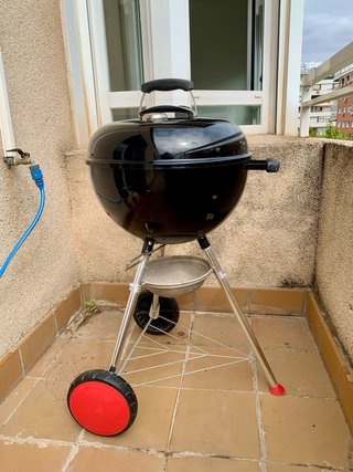 SOLO HOY! Barbacoa Weber Kettle Plus 47cm