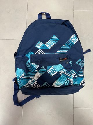 Mochila John Smith azul con estampado