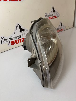 Faro Opel Vivaro