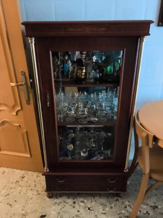 Cómodas de madera clásica