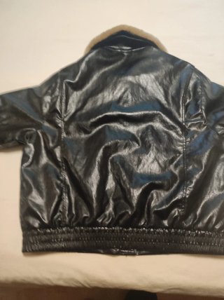Cazadora  bomber negra