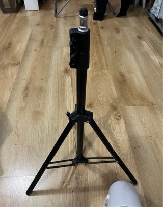 Proyector Digital con Soporte