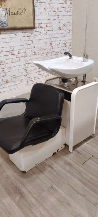 Lavacabezas con sillon incorporado