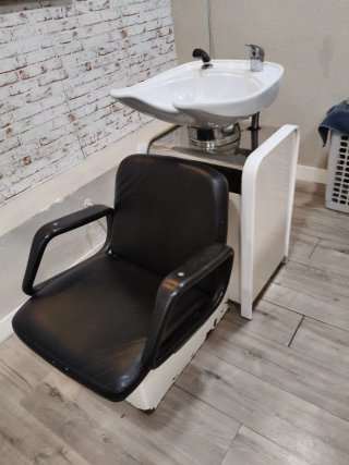 Lavacabezas con sillon incorporado