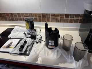 Extractor de zumos Fretta 200W