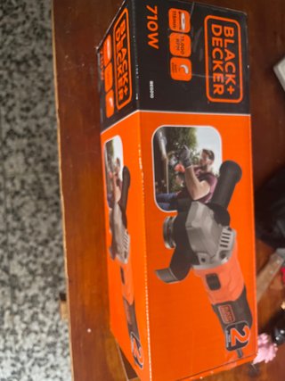 Radial Black+Decker 710W 115mm