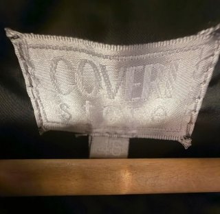 Cazadora Enrico Coveri Negra Talla M/L Como nueva.