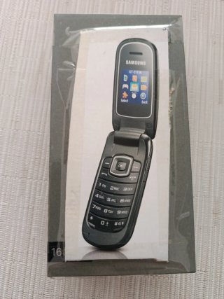 Teléfono Móvil Samsung Flip Negro