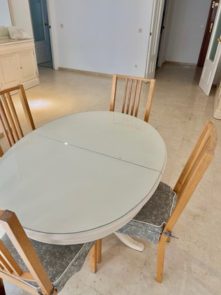4 Sillas de Madera IKEA con Cojines