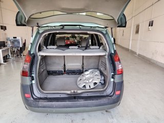 Renault Grand Scenic 2005