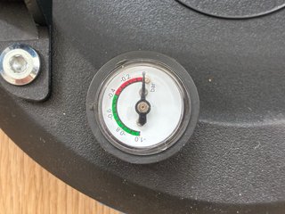 Ventosa Eléctrica Högert HT3B340 150kg