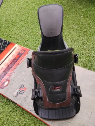 Tabla Snow ROSSIGNOL SCOPE152 + Fijaciones + Funda