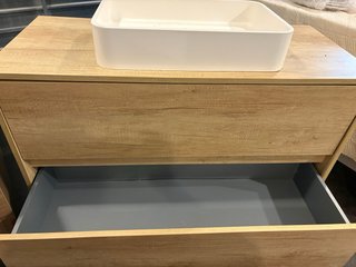 Lavabos con Mueble de Madera y espejo
