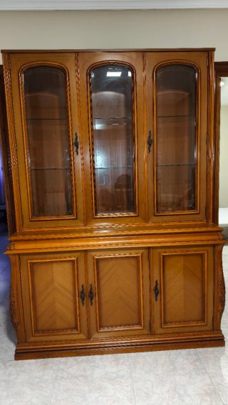 Mueble de salón madera maciza con vitrina