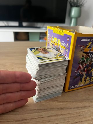 Cromos Liga Este Panini 2026-2027