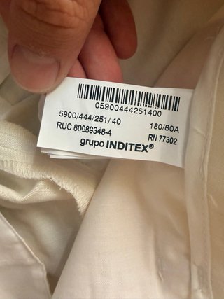 Pantalón Bermuda Zara