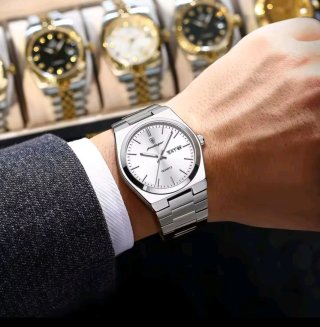 Reloj Poedagar Plateado