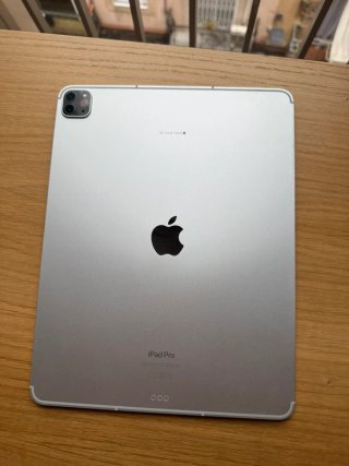 iPad Pro 12.9 M2 256GB 5G + Accesorios