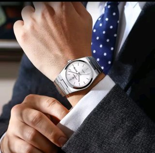 Reloj Poedagar Plateado para Hombre