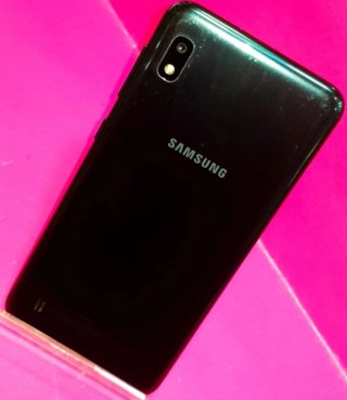 SAMSUNG GALAXY A10 32GB 2GB RAM