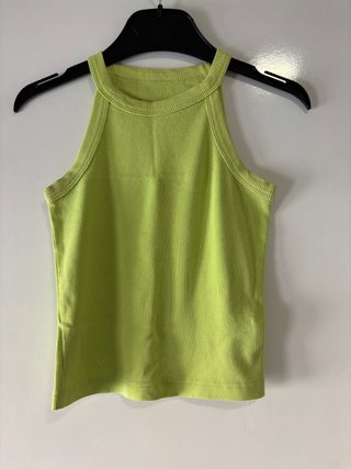 Camiseta verde de tirantes