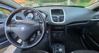 Peugeot 207 1.4 Petrol – 75 HP – 123,000 km